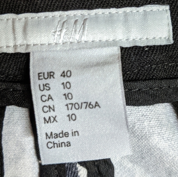 ✨4 for $20✨ H&M Spotted Skinny Stretchy Pants Black White 10 Work Office Preppy - Picture 7 of 9